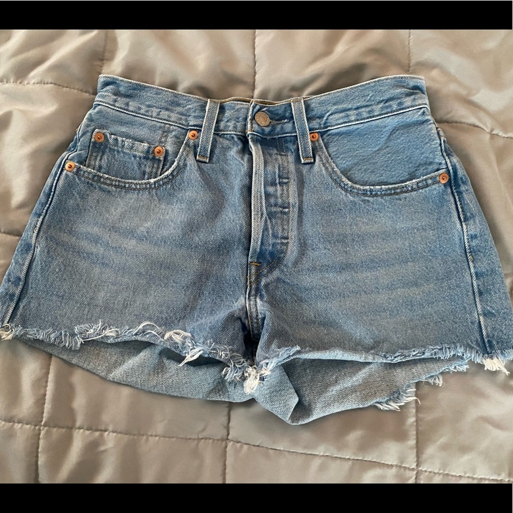 Levi’s 501 shorts